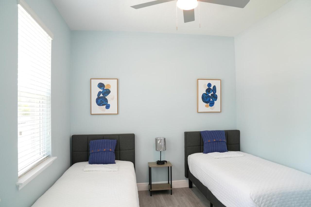 Chestnut Luxury Villas #3 Tampa Exteriör bild